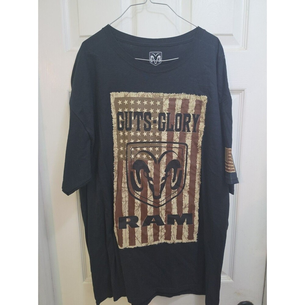 Guts Glory Rams logo T-shirt size XL